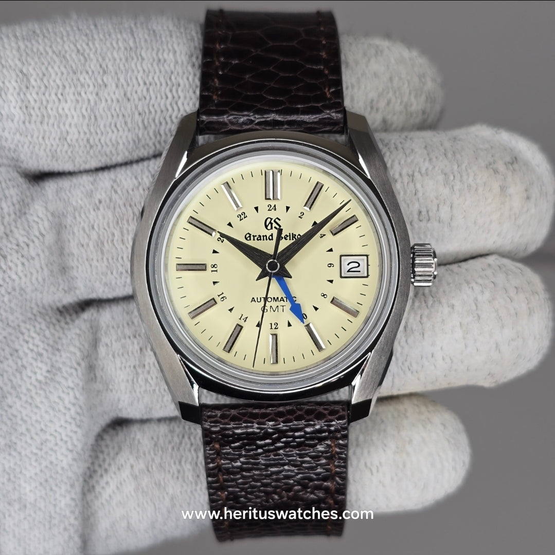 Custom Watch CW852 Automatic