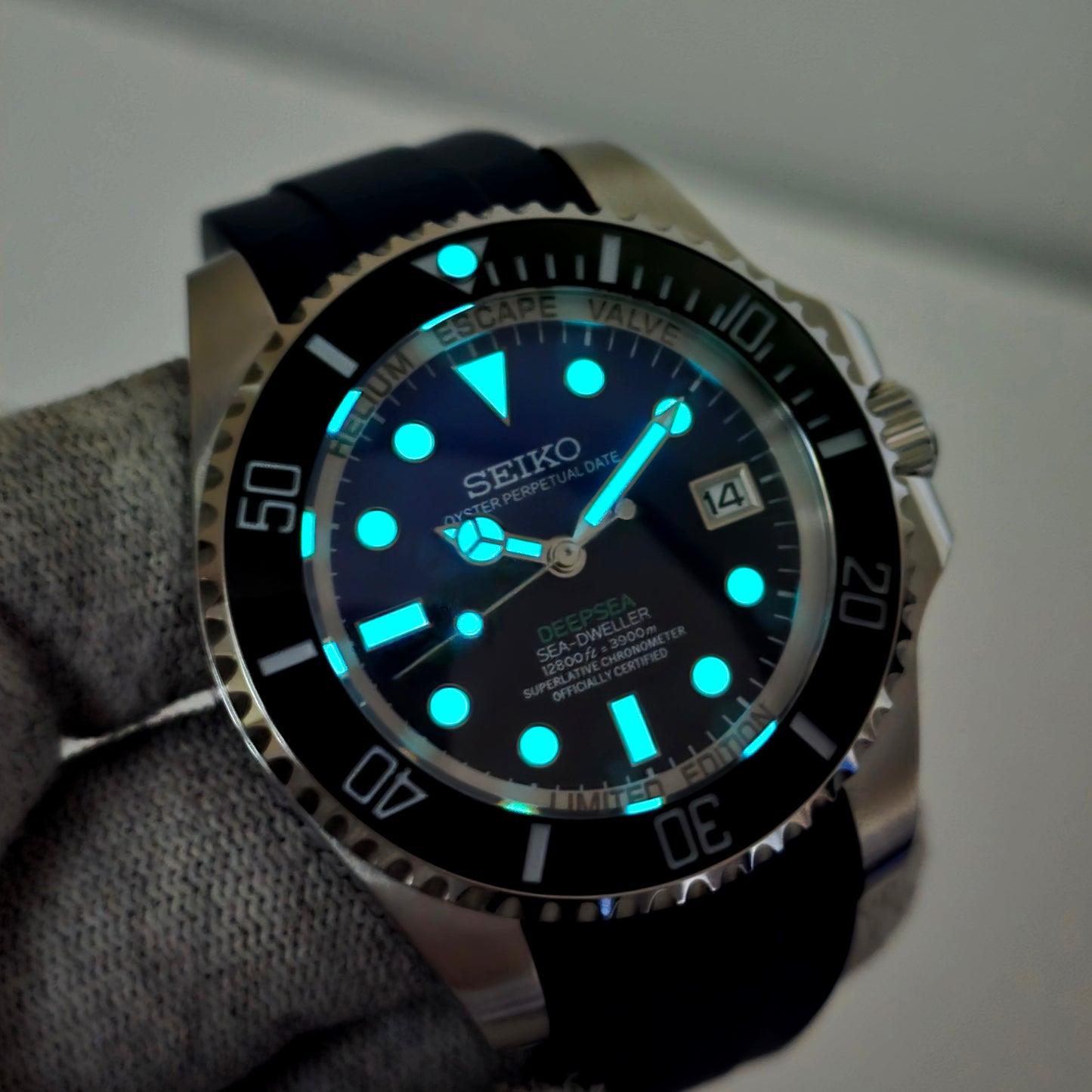 Custom Watch CW440 Automatic 44mm 50m