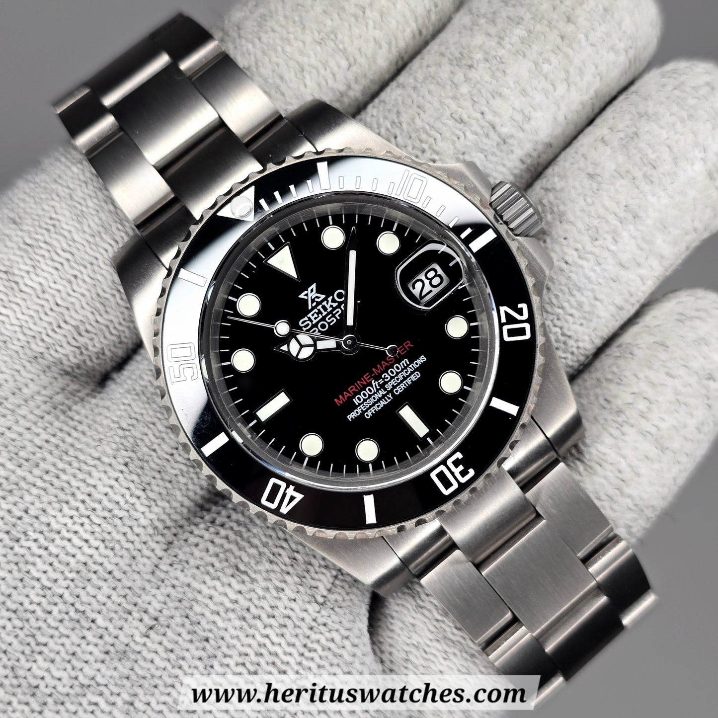 Custom Watch CW327 Automatic - Ultra Lightweight Titanium