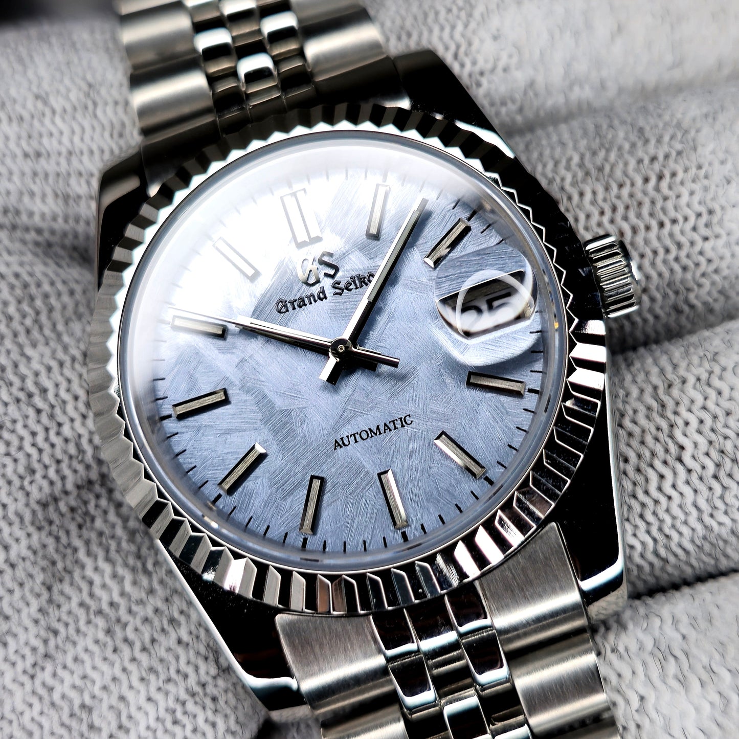 Custom Watch CW595 Automatic
