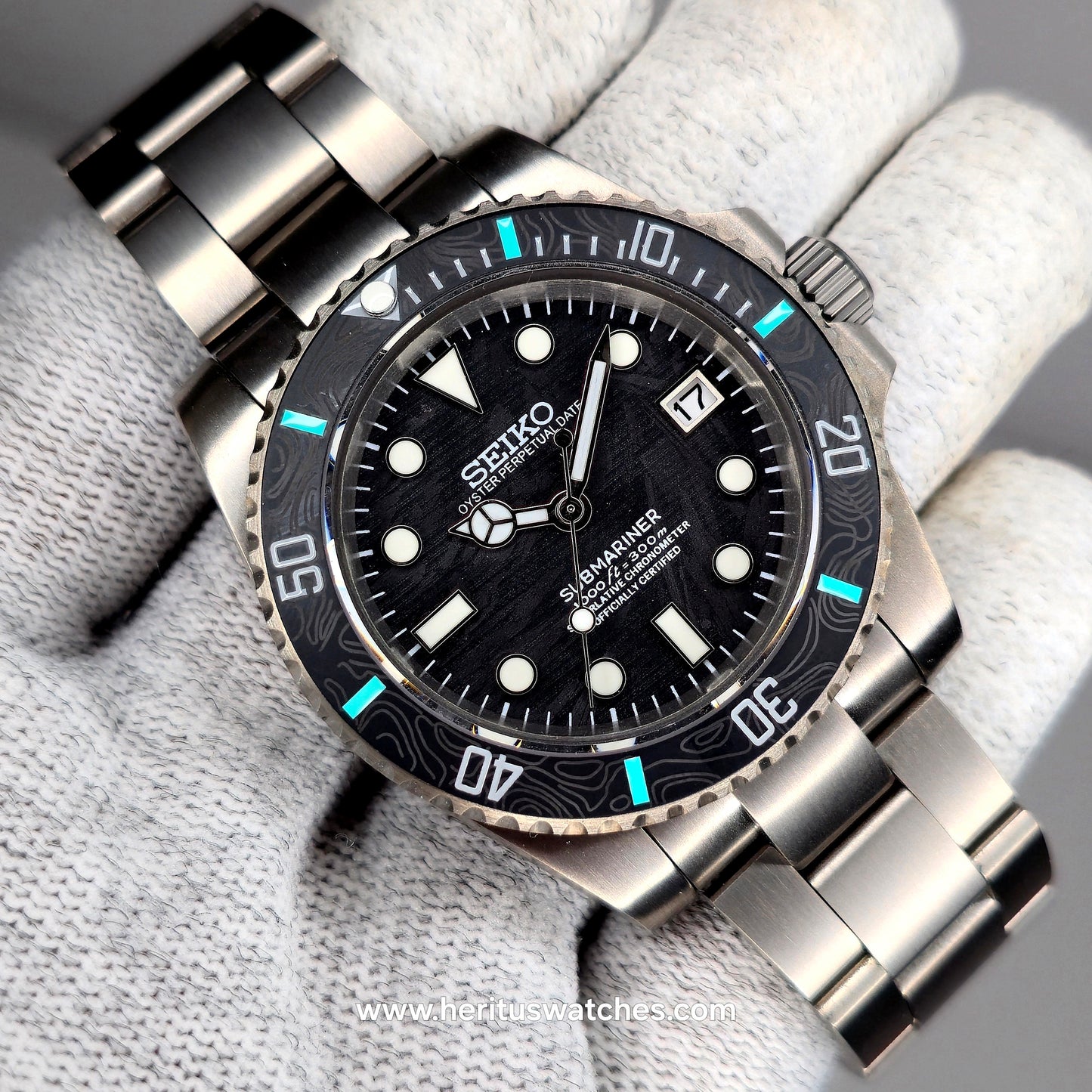 Custom Watch CW328 Automatic - Ultra Lightweight Titanium
