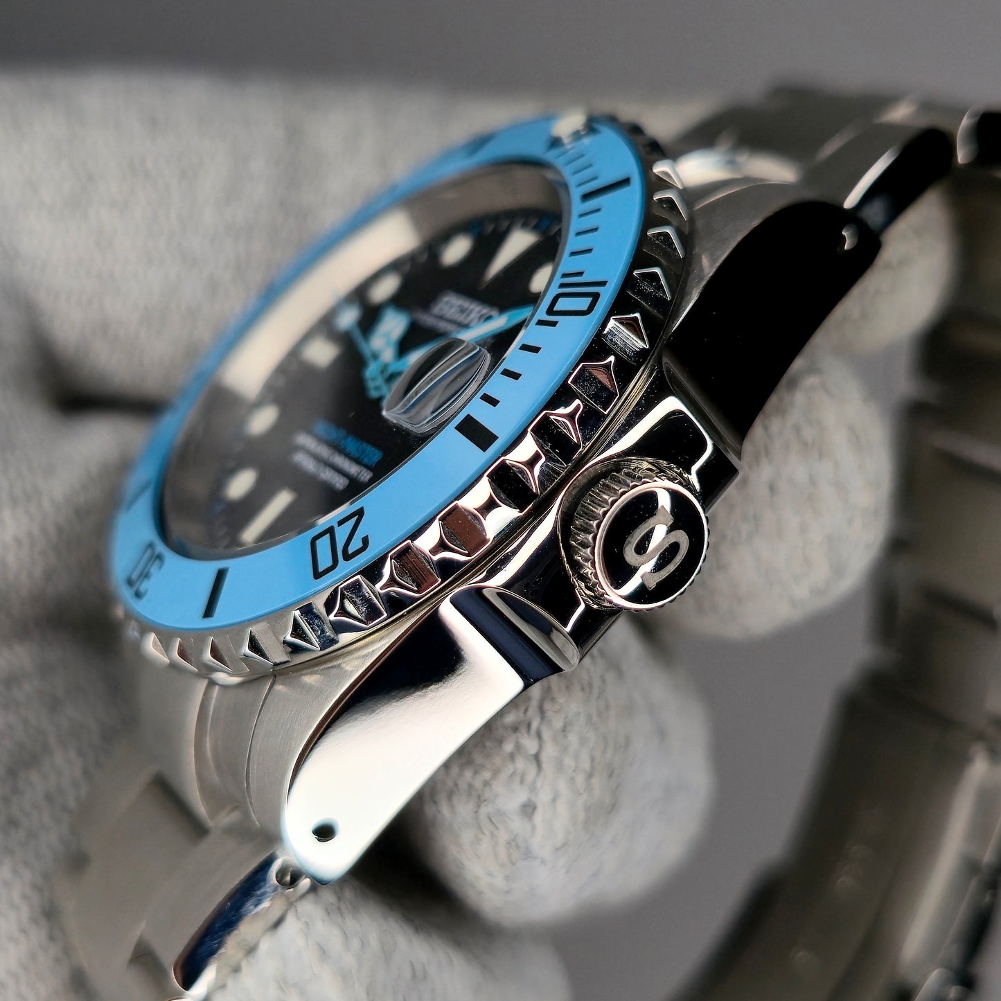 Custom Watch CW246 Automatic