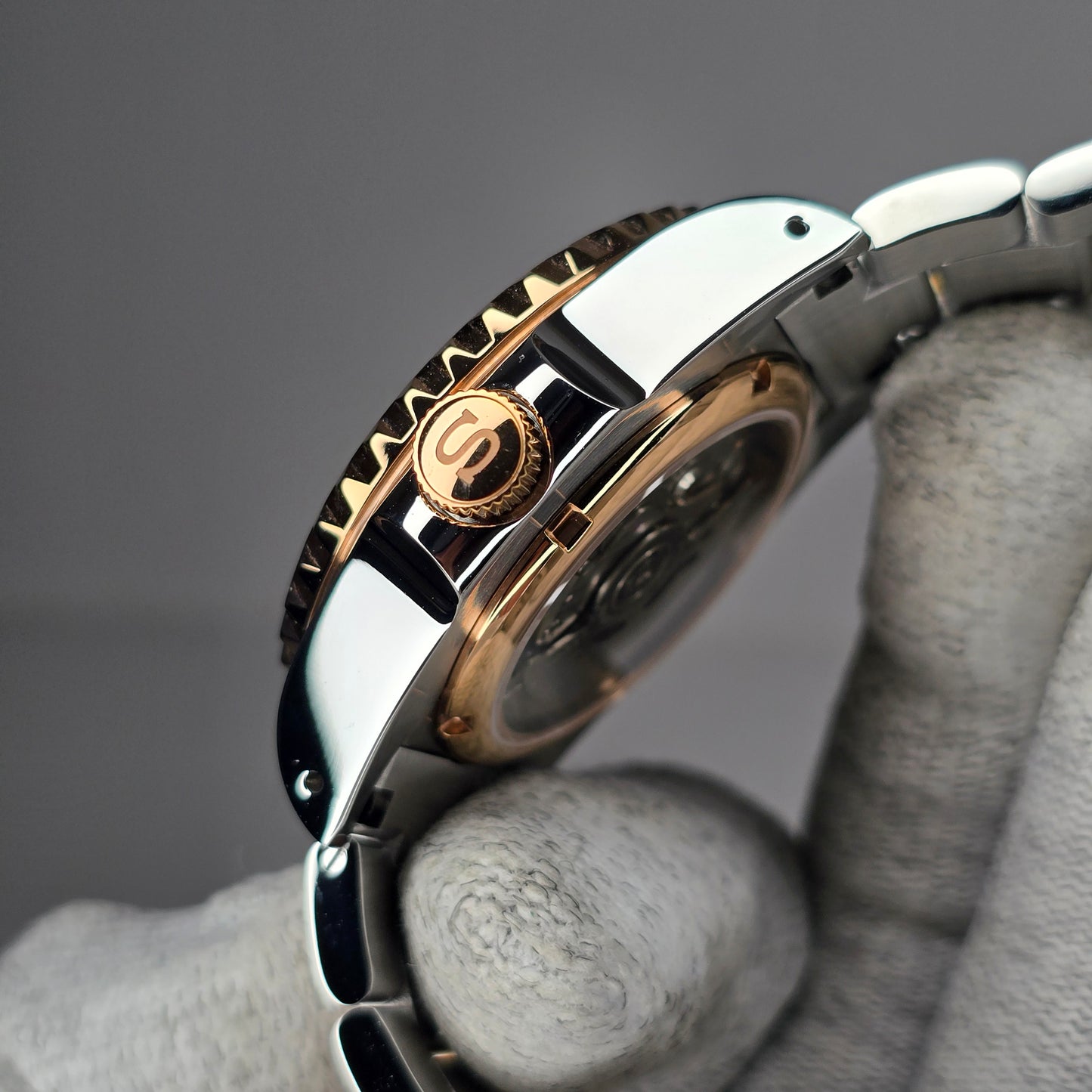 Custom Watch CW249 Automatic