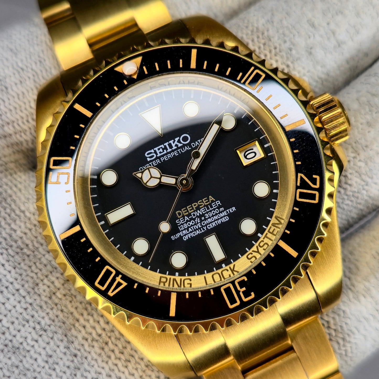 Custom Watch CW445 Automatic 44mm 50m