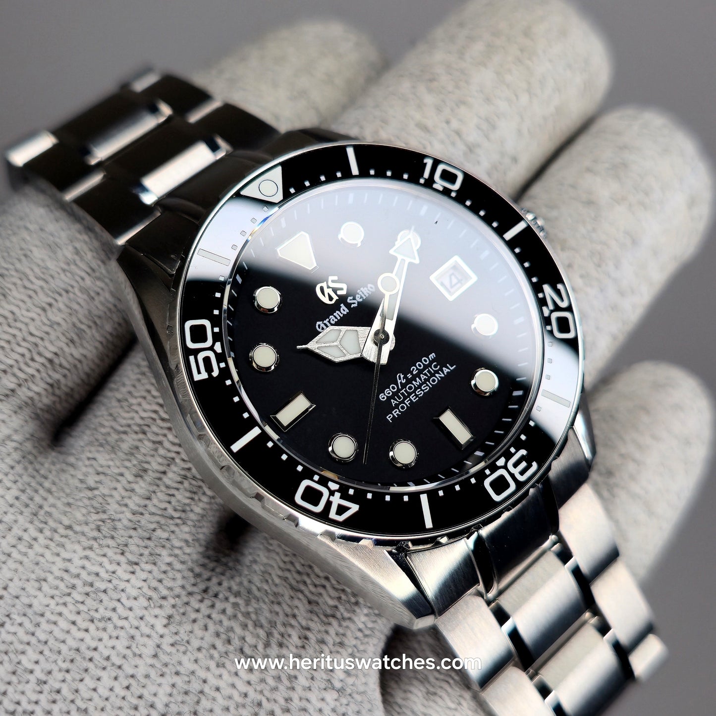 Custom Watch CW850 Automatic