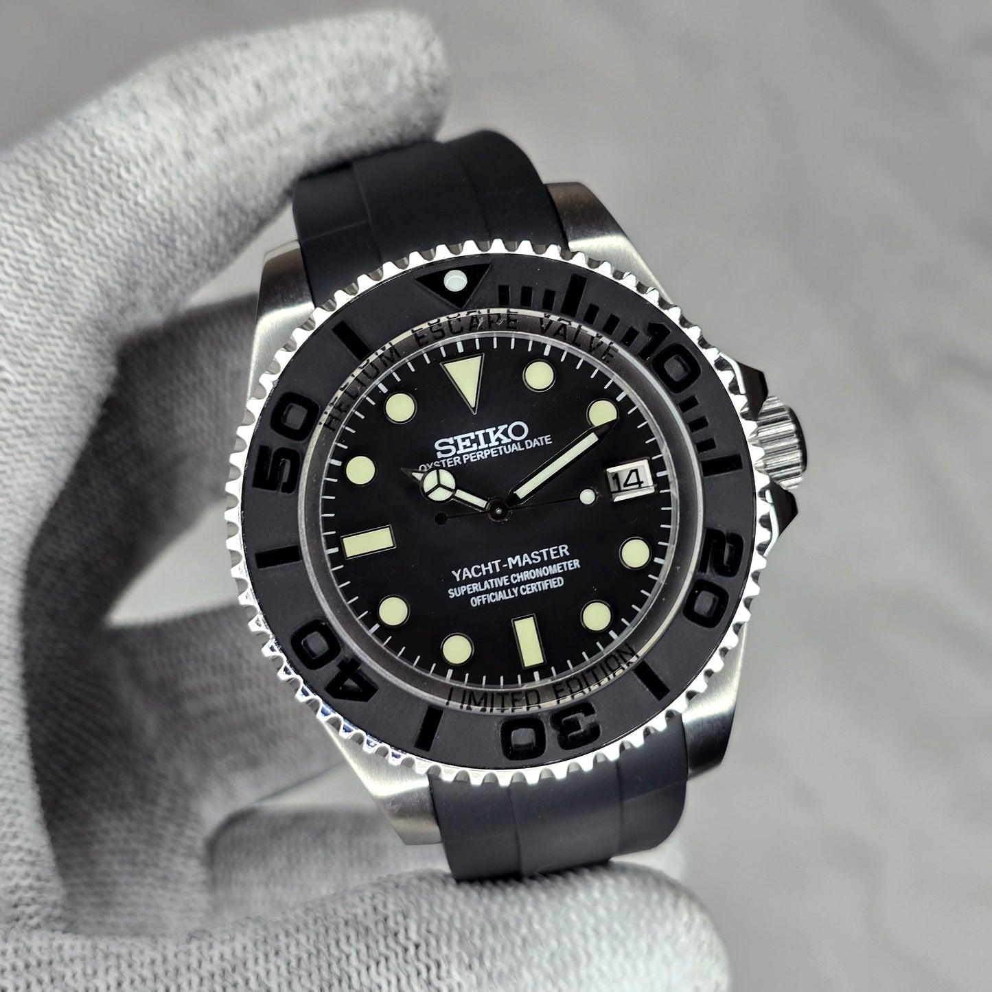 Custom Watch CW435 Automatic 44mm Version