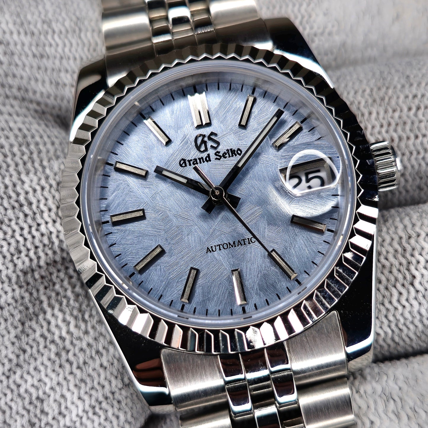Custom Watch CW595 Automatic