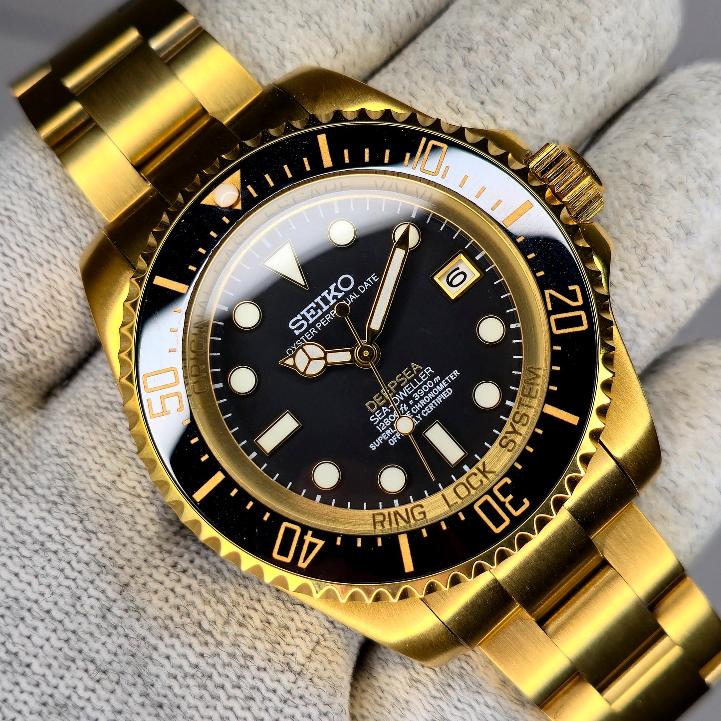 Custom Watch CW445 Automatic 44mm 50m