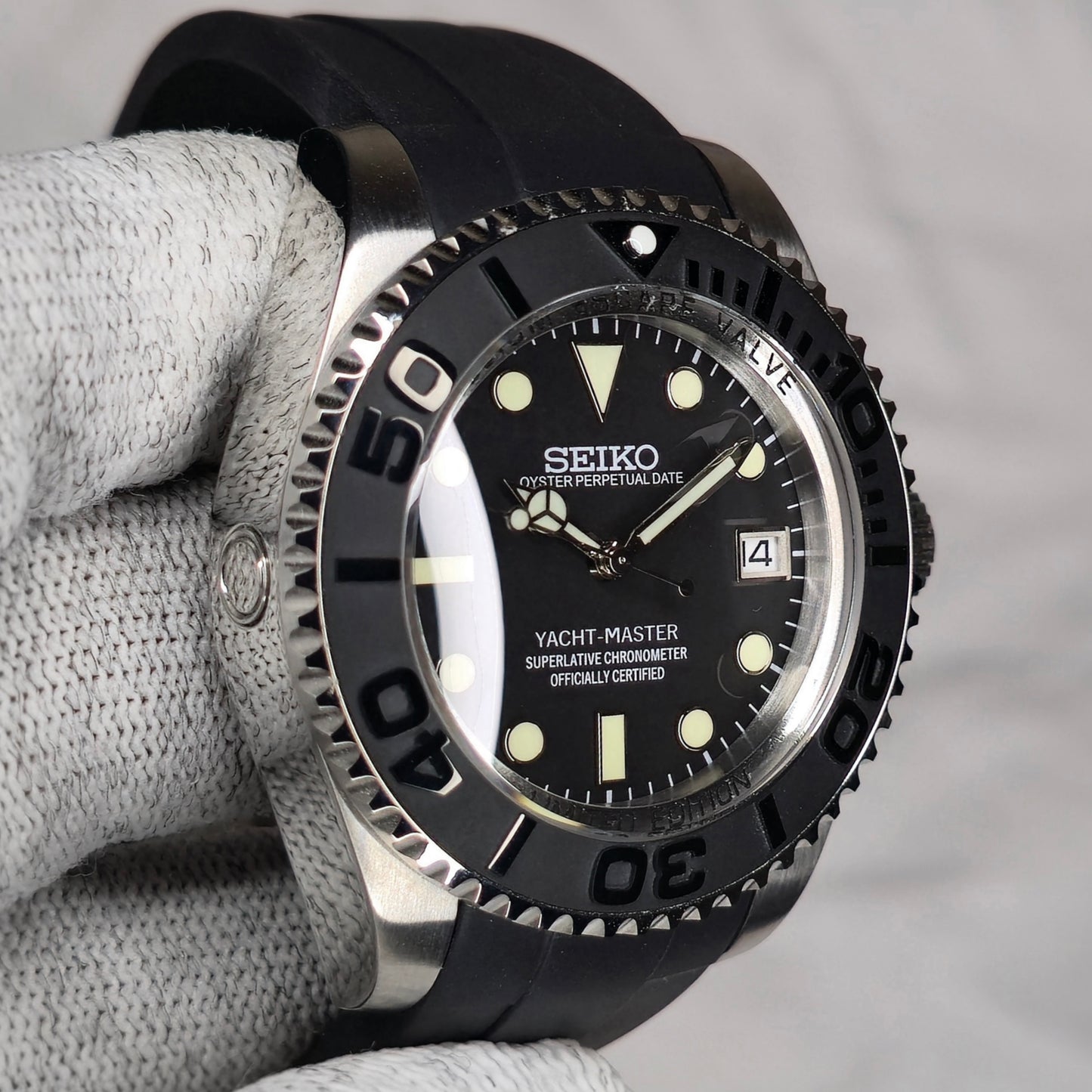 Custom Watch CW435 Automatic 44mm Version