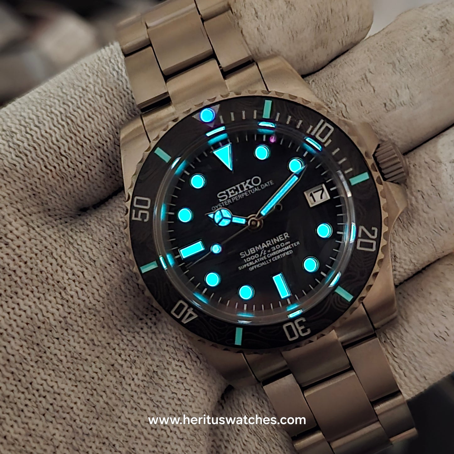 Custom Watch CW328 Automatic - Ultra Lightweight Titanium