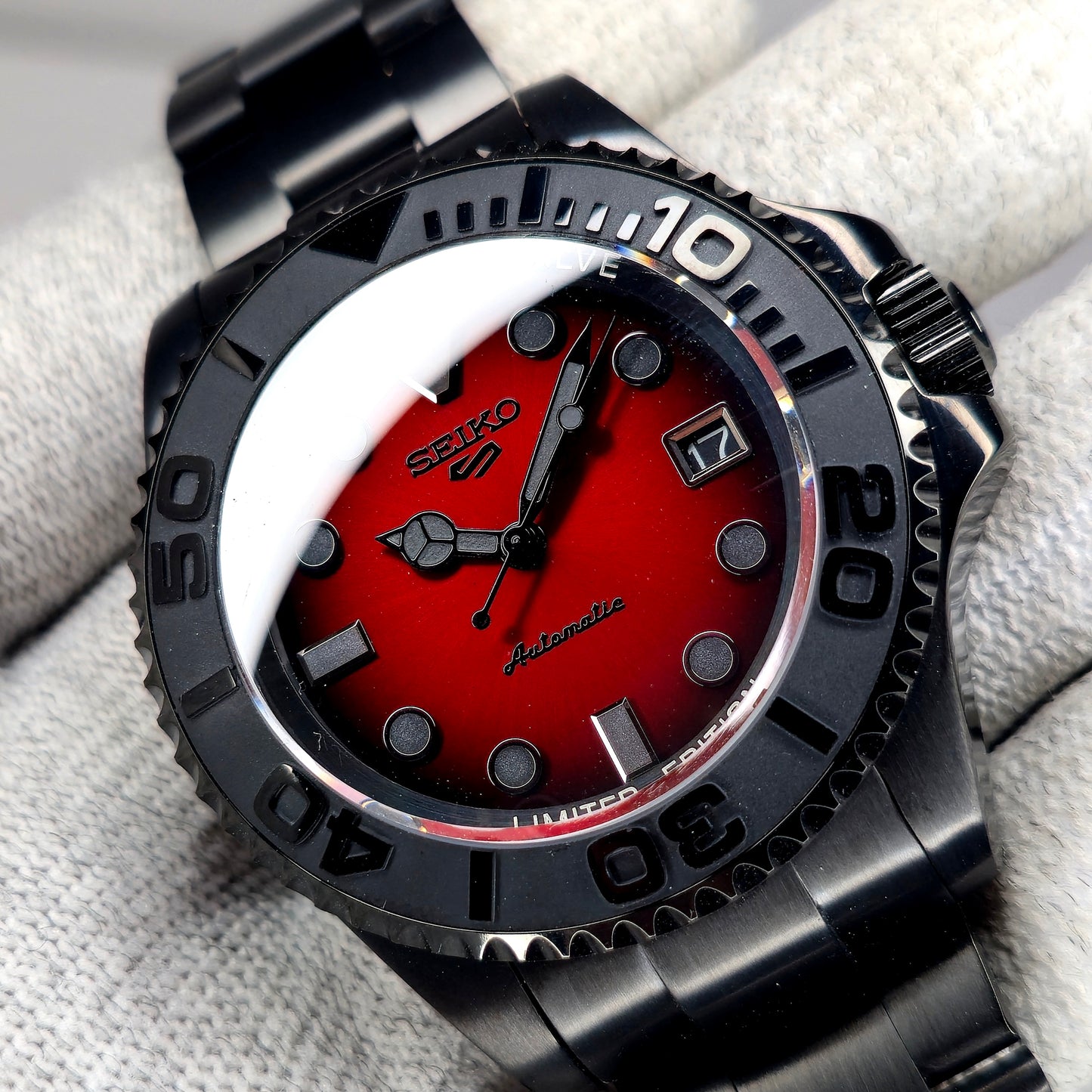 Custom Watch CW130 Automatic 44 mm