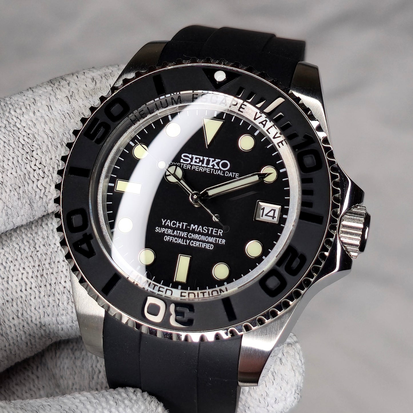 Custom Watch CW435 Automatic 44mm Version