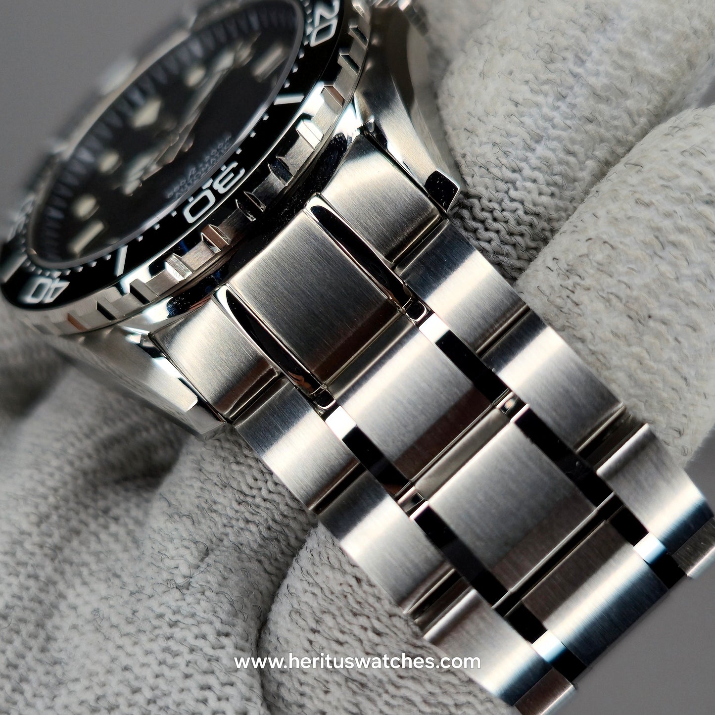 Custom Watch CW850 Automatic